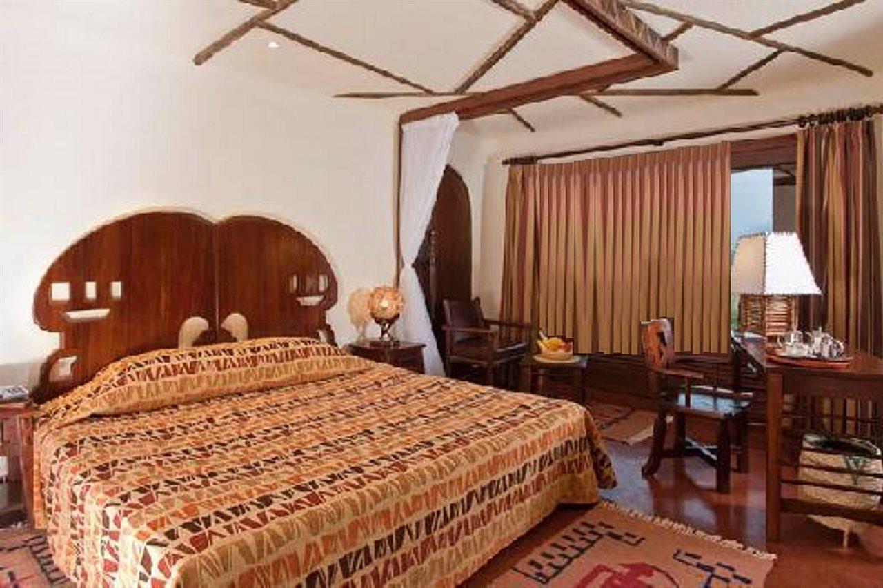 Serengeti Serena Safari Lodge Екстер'єр фото