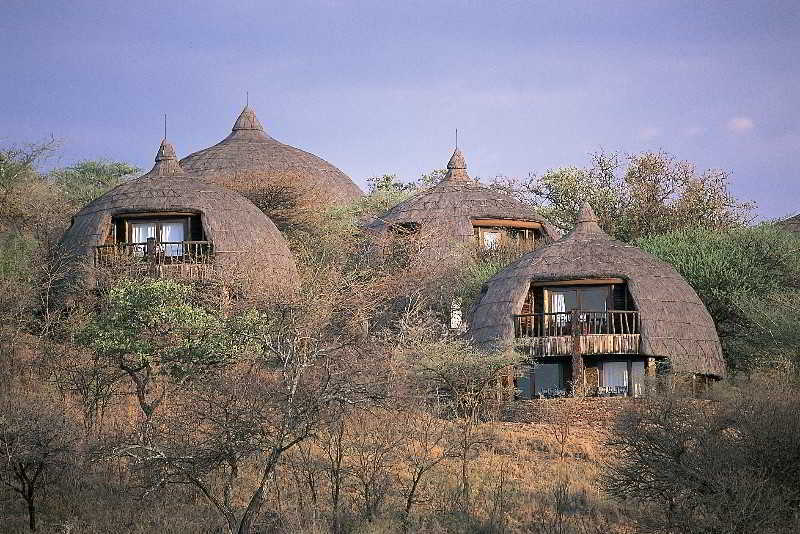 Serengeti Serena Safari Lodge Екстер'єр фото