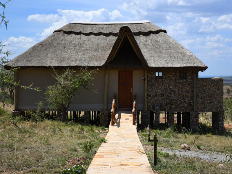 Serengeti Serena Safari Lodge Екстер'єр фото