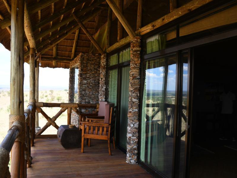 Serengeti Serena Safari Lodge Екстер'єр фото